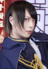 小鳥遊綾